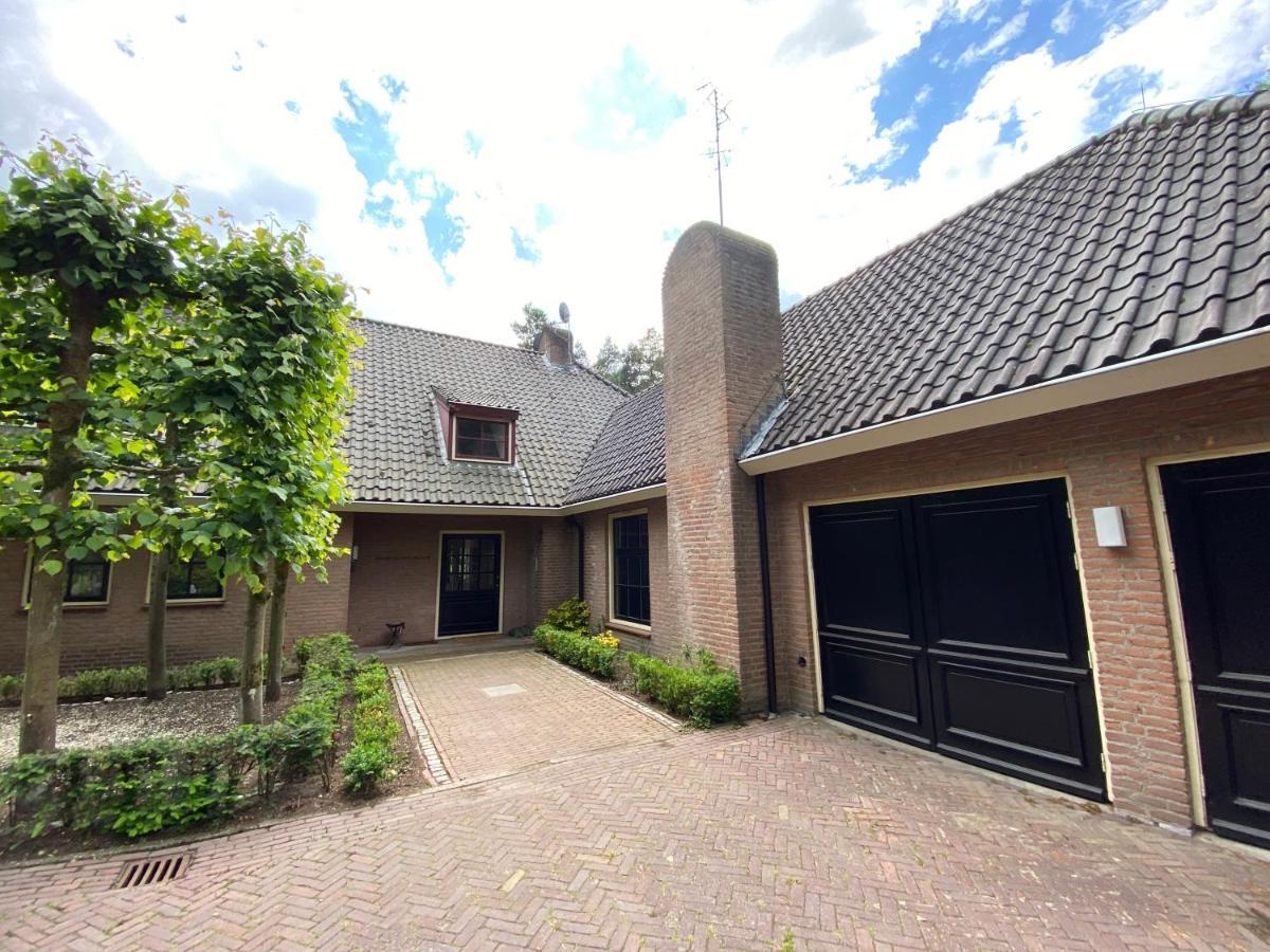 Sjieke Gezellige Villa In Het Bos Lieshout Exteriér fotografie